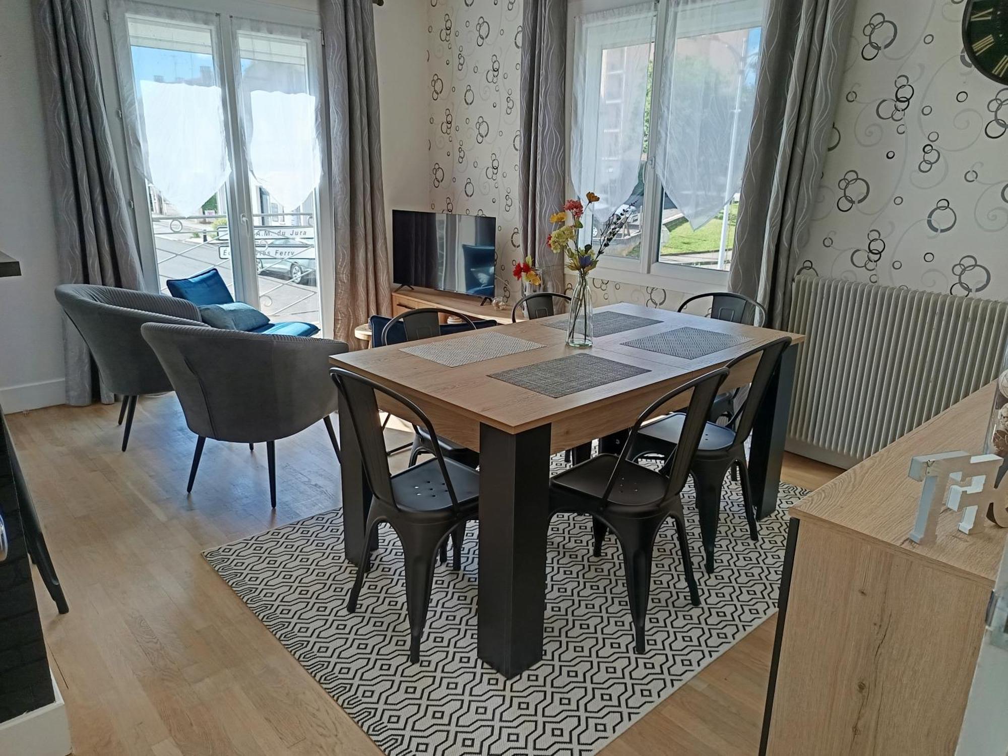 Maison De Ville 70M² ชอมปาญโญล ภายนอก รูปภาพ